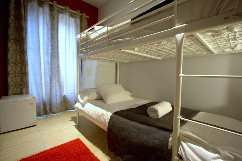 Hostel Artistic Βαρκελώνη Εξωτερικό φωτογραφία