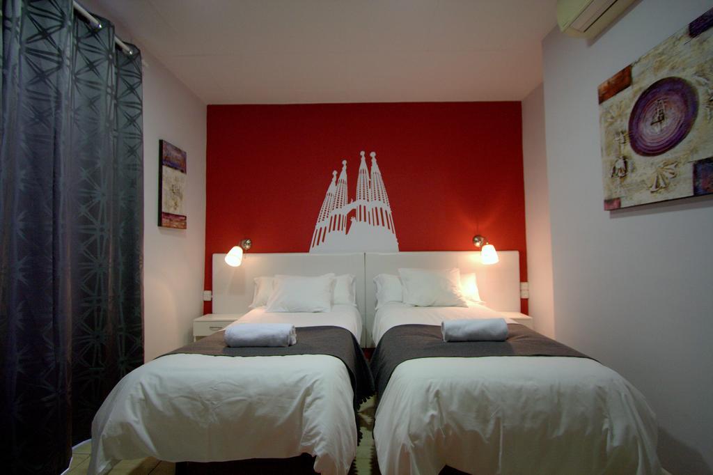 Hostel Artistic Βαρκελώνη Δωμάτιο φωτογραφία