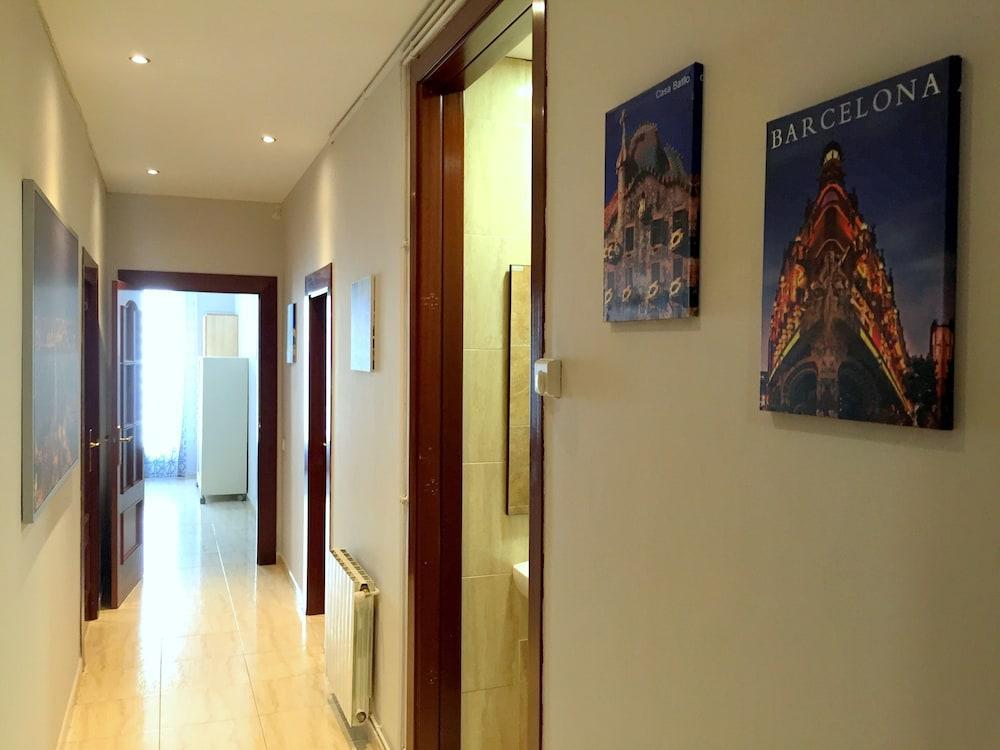 Hostel Artistic Βαρκελώνη Εξωτερικό φωτογραφία